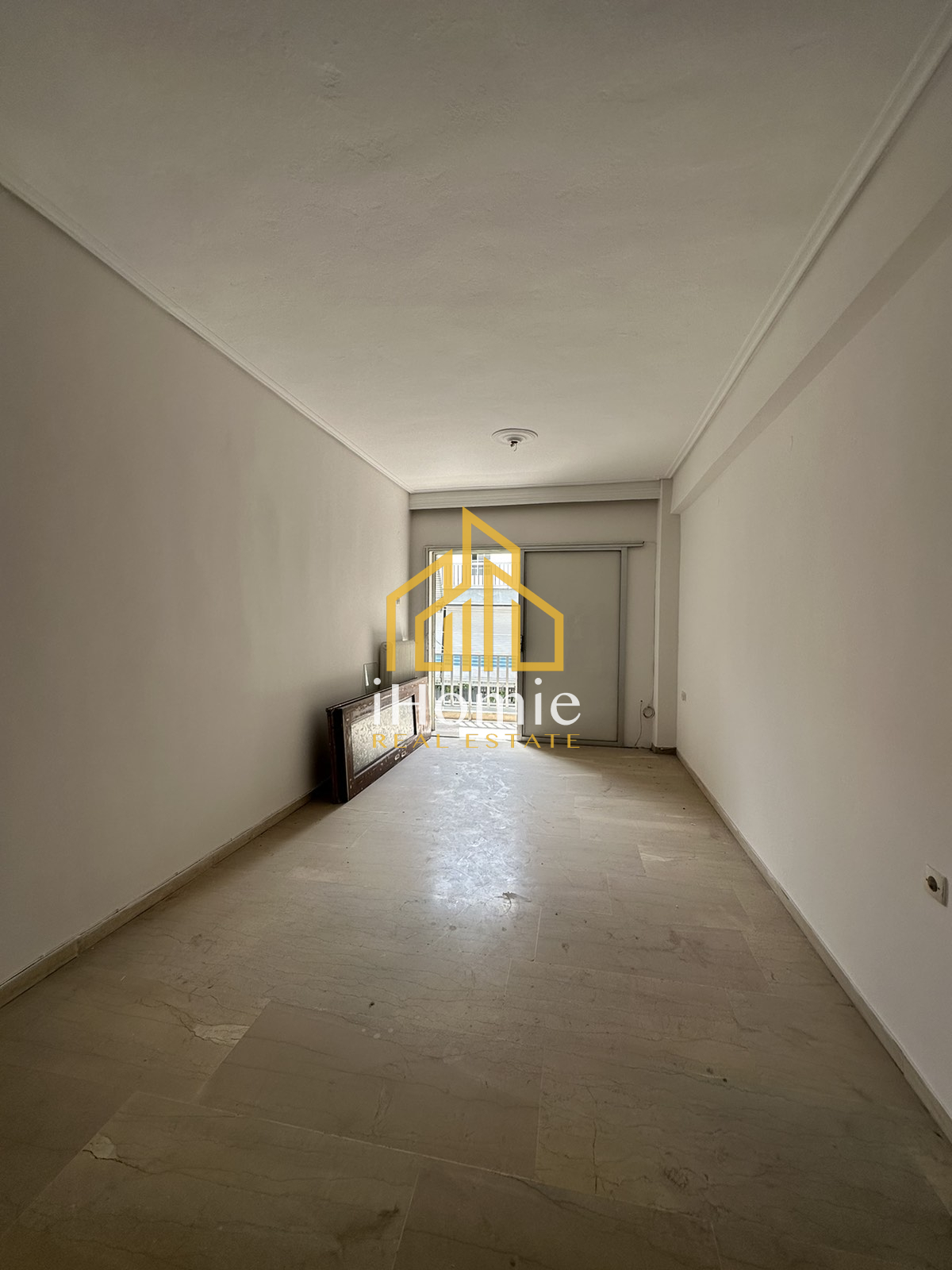property-img